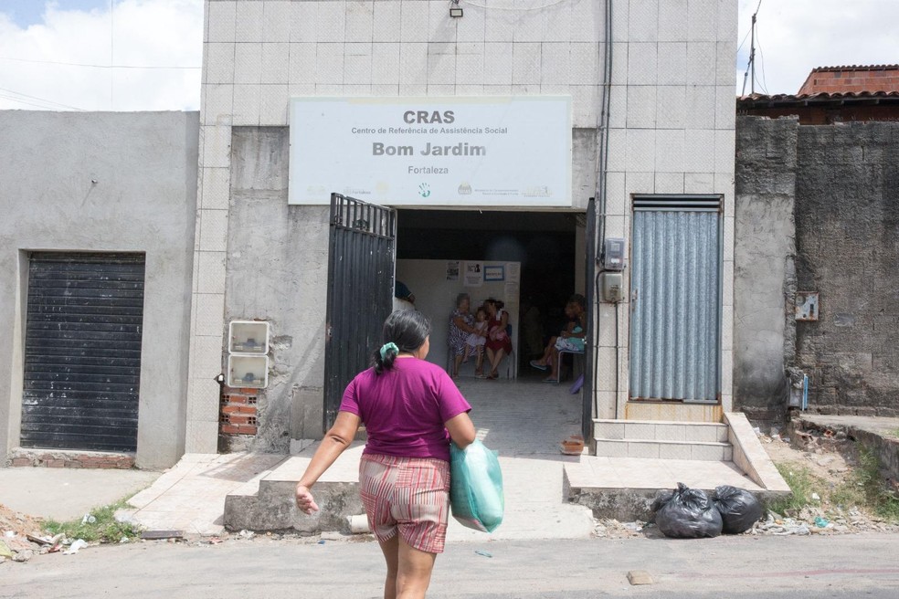 Centro de Referência de Assistência Social no bairro Bom Jardim, em Fortaleza — Foto: Kid Junior/SVM