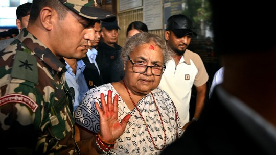 'Temos que trabalhar seguindo o pensamento da Geração Z', diz nova líder do Nepal após protestos que deixaram 72 mortos - A ex-presidente da Suprema Corte do Nepal e jurista Sushila Karki falou neste domingo (14) e atualizou o número de mortos durante protestos no país.
