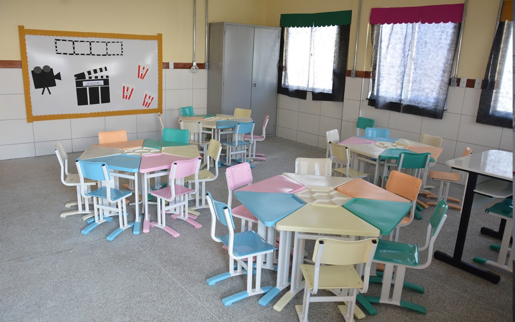 Resultado preliminar de processo seletivo para 500 cuidadores escolares em Feira de Santana é divulgado; saiba onde acessar