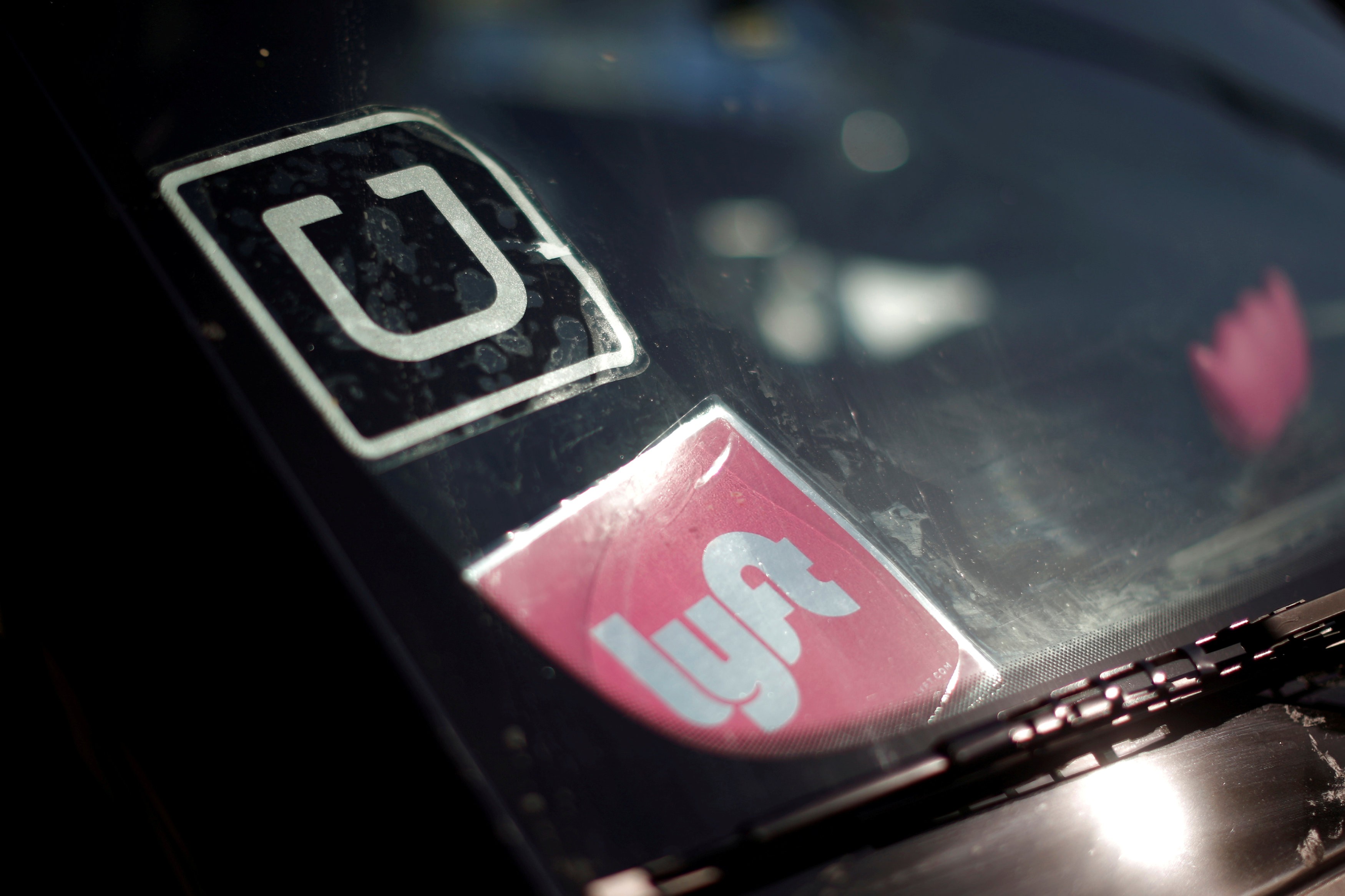 Ações da Lyft, concorrente da Uber, saltam 30% após erro de digitação em balanço trimestral 