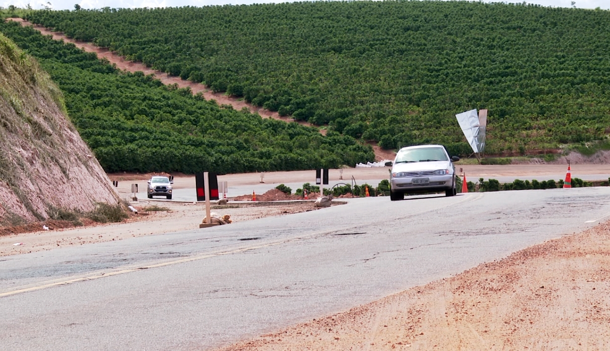 Entrega das obras na MG-167, entre Varginha e Três Pontas, é adiada pela terceira vez
