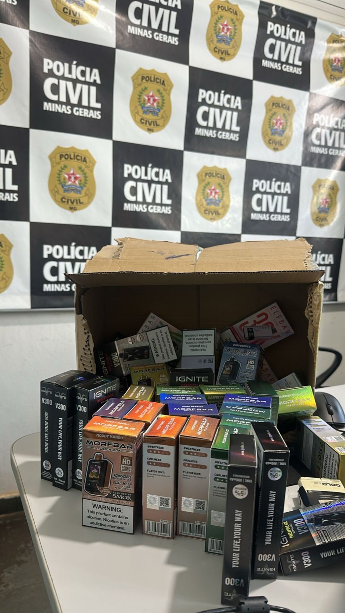 Homem é preso em flagrante ao receber cigarros eletrônicos pelos Correios em Rio Pardo de Minas