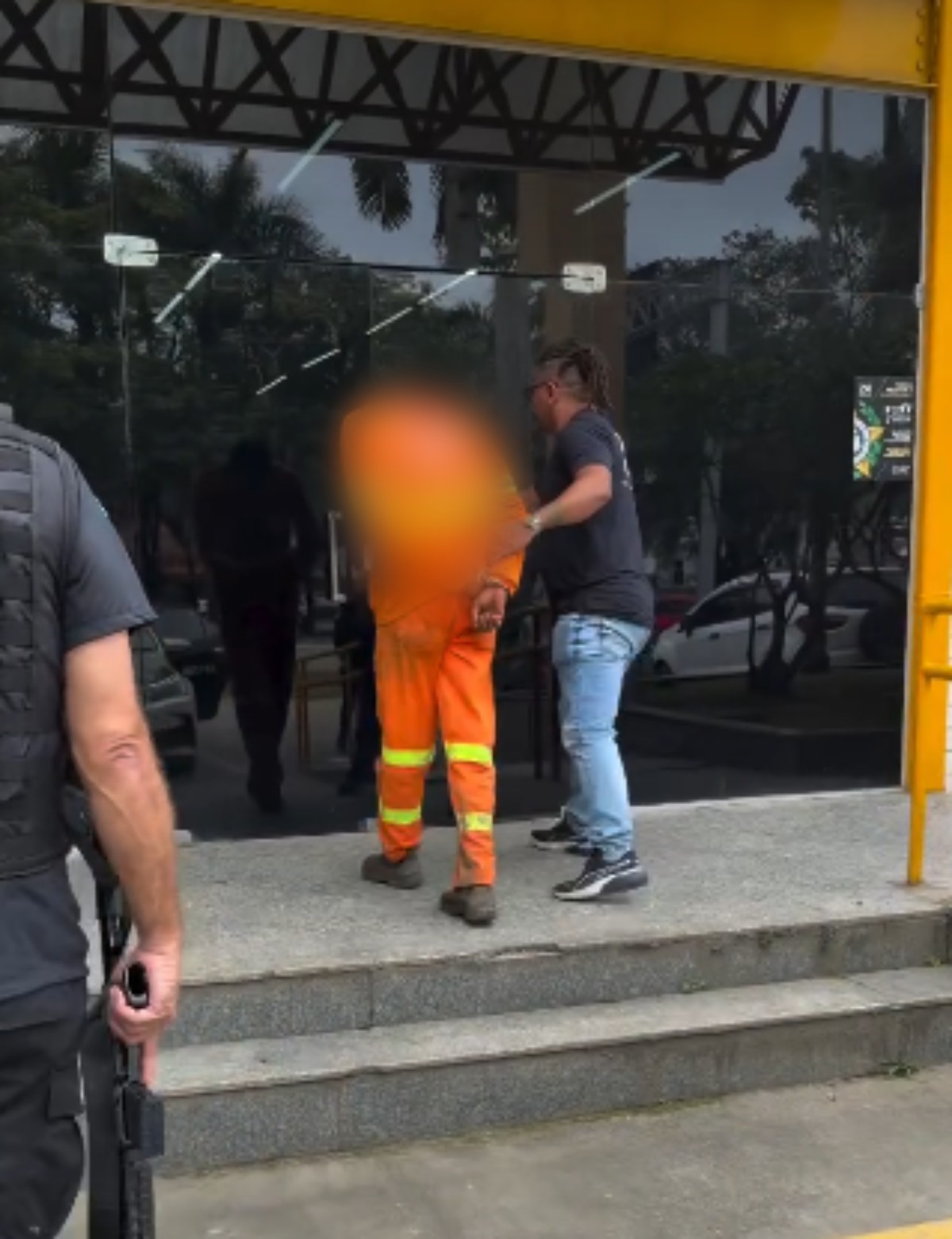 Homem foragido por roubo na Paraíba é preso em Paraty