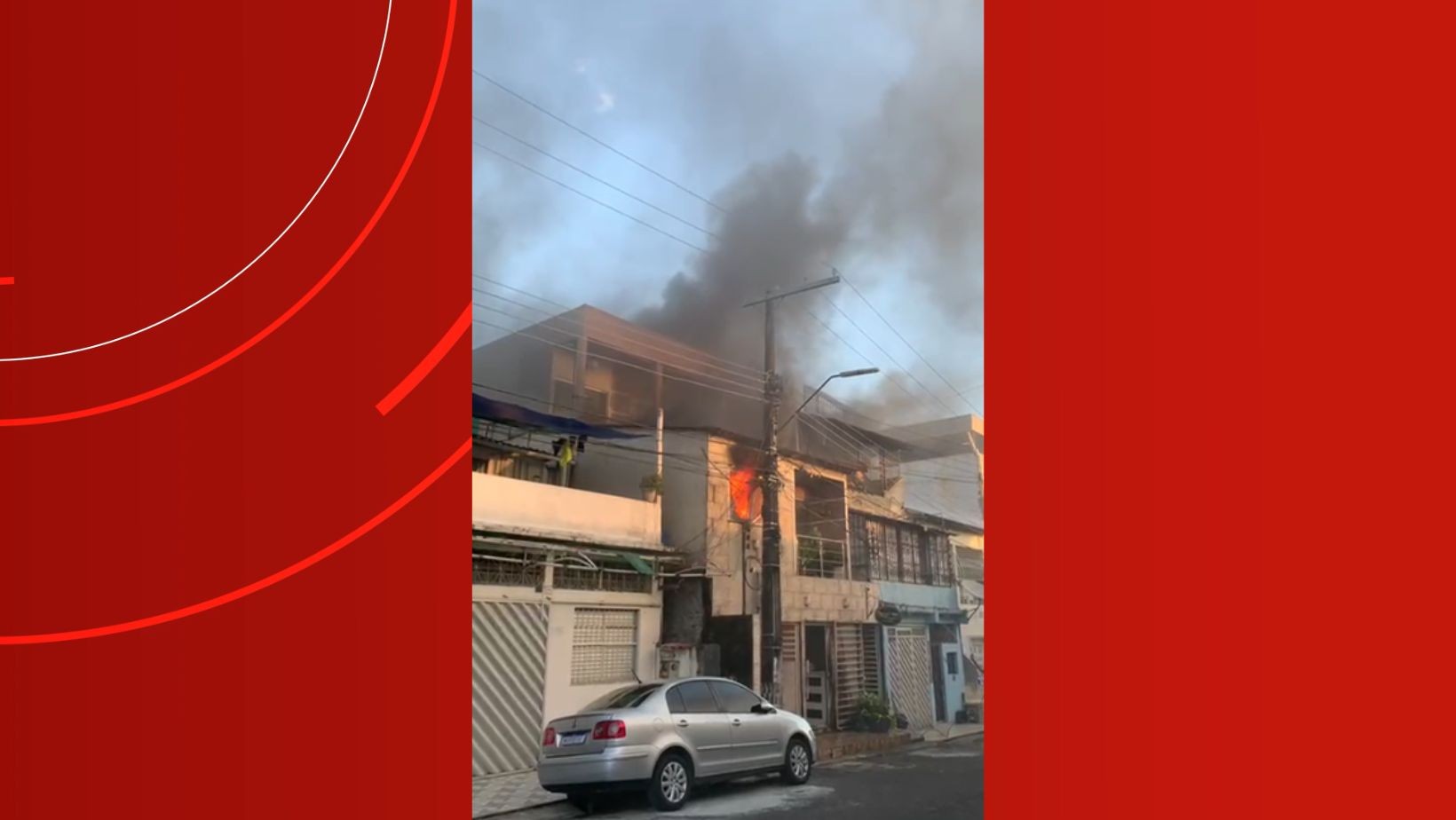 Incêndio atinge residência na Zona Oeste de Manaus; VÍDEO 