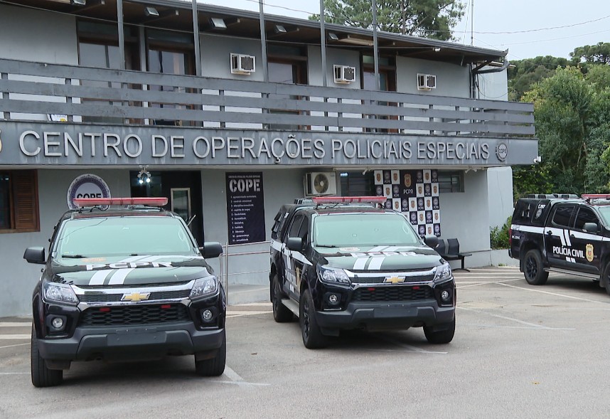 Casal é preso suspeito fabricar e vender anabolizantes e emagrecedores no Paraná