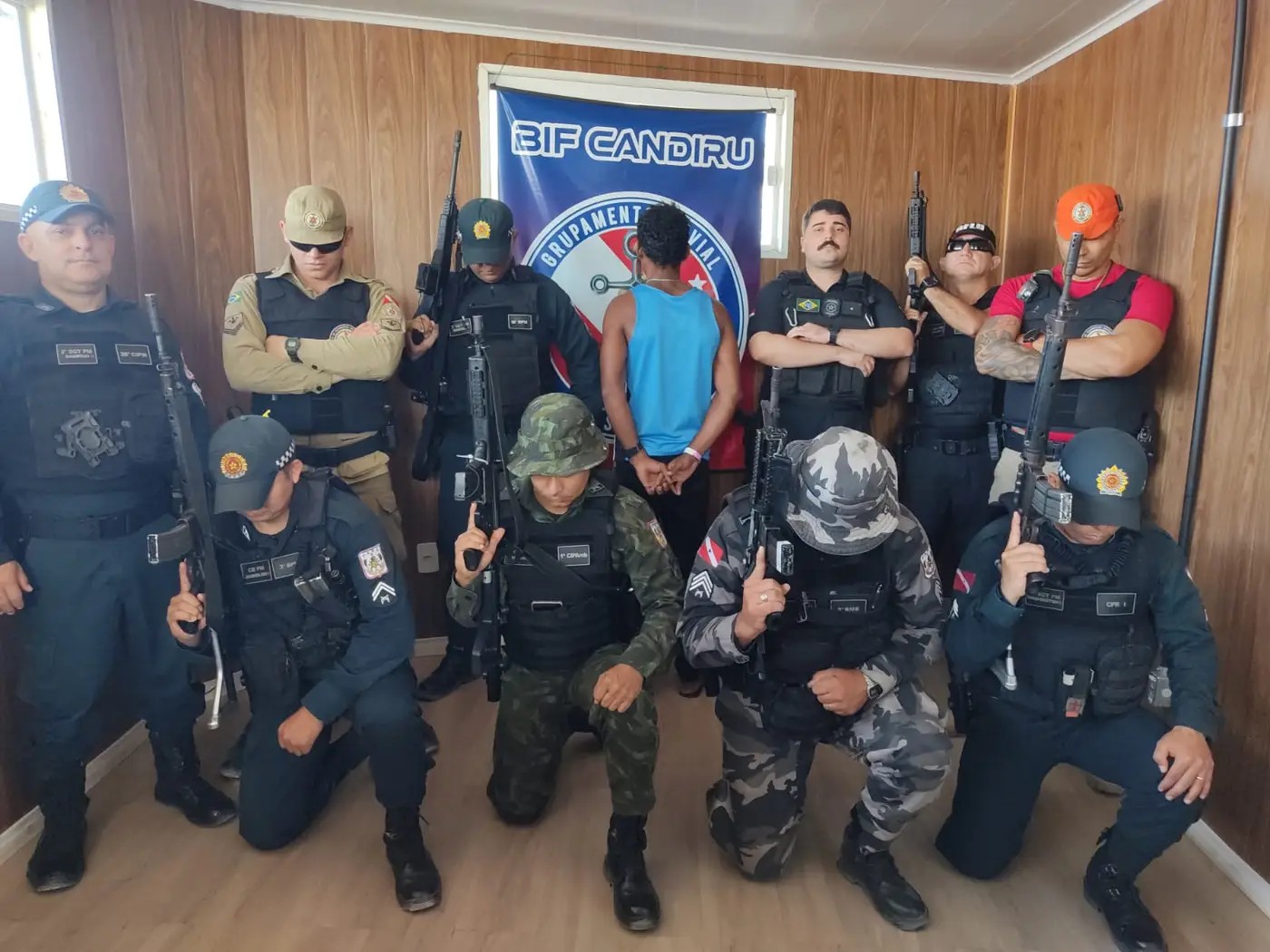 Agentes da Base Fluvial Candiru cumprem mandado de prisão por tentativa de homicídio