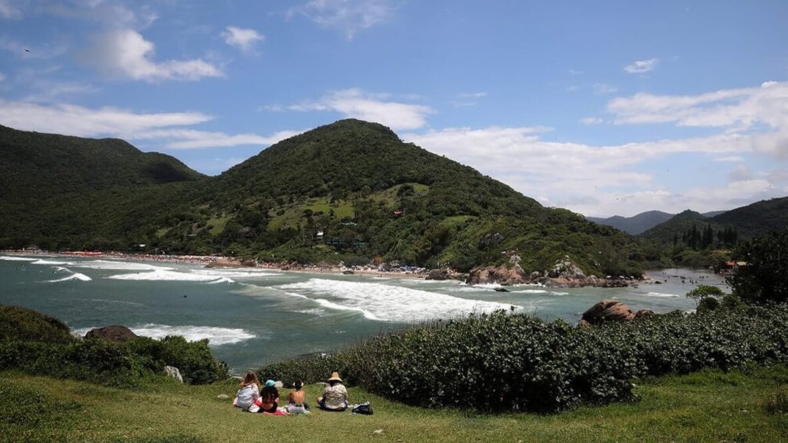 Acusados de matar mulher para ficar com casa de praia são condenados a 41 anos de prisão em Florianópolis 