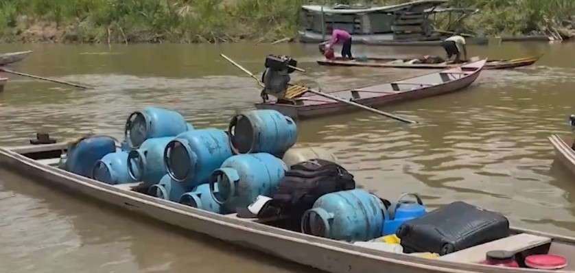 Enfrentando seca extrema, moradores de cidade isolada no Acre chegam a pagar até R$ 250 por botijão de gás