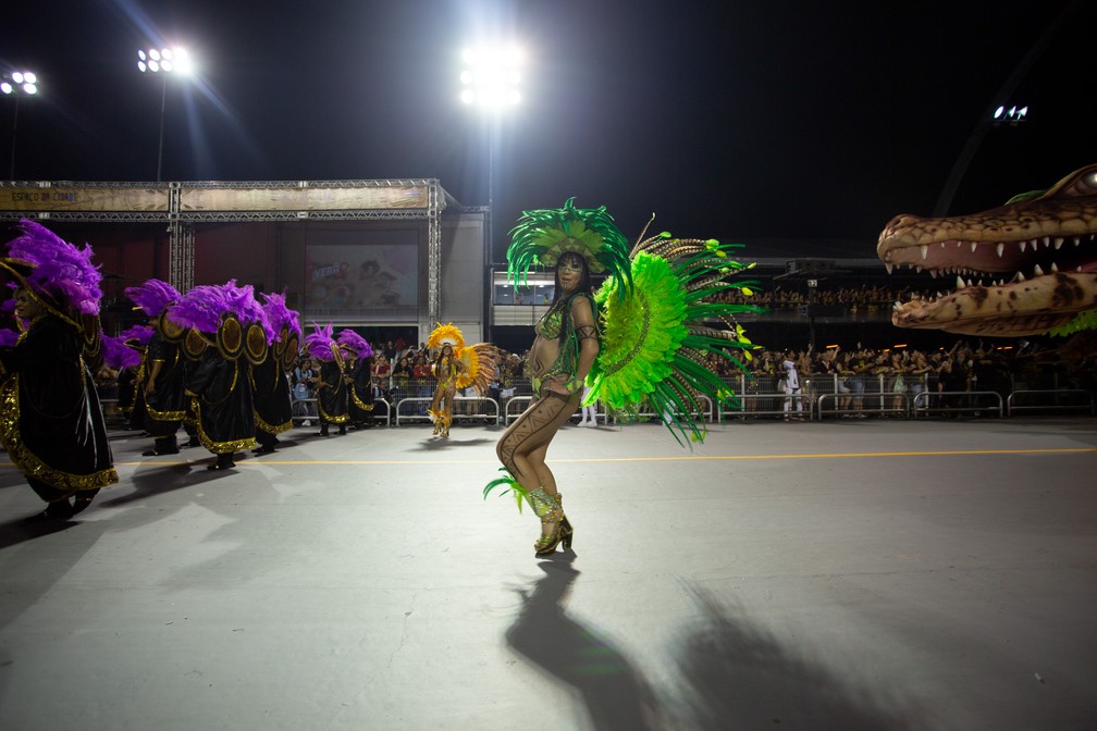 G1 - Pela 1ª vez, desfile Hare Krishna movimenta a Zona Sul do