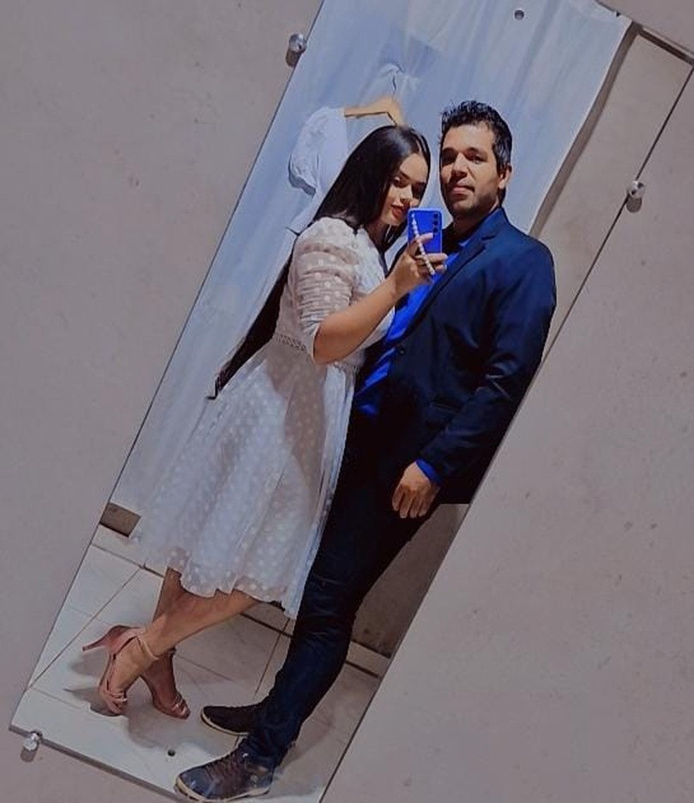 Thalita, de 25 anos e o marido Eclezivaldo, de 30 anos estavam a caminho de Sinop quando ocorreu o acidente.  Foto: Arquivo pessoal
