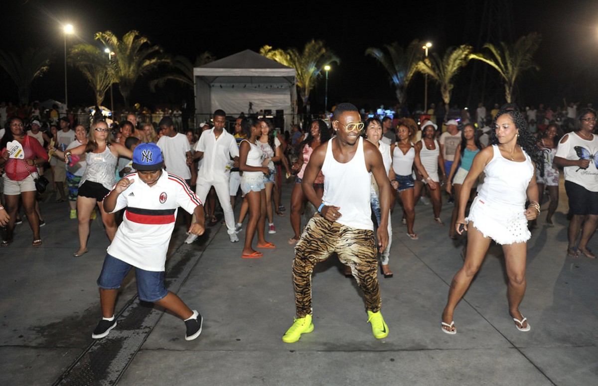 Baile Charme completa 40 anos com festa gratuita no Parque Madureira ...