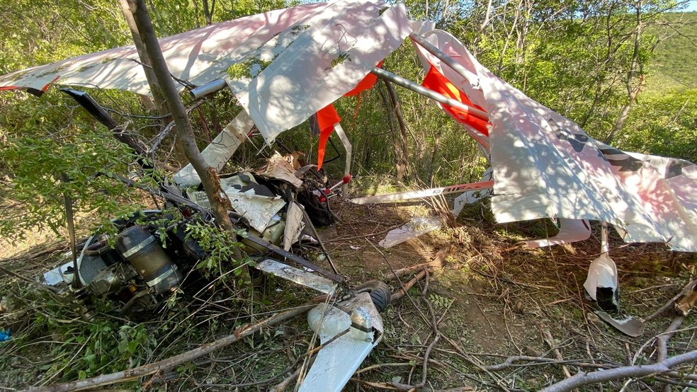 Avião ultraleve cai e piloto de 42 anos morre no Sertão da PB — Foto: Reprodução / Beto Silva