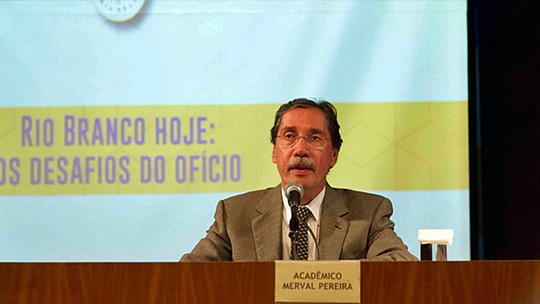 Academia Brasileira de Letras realiza palestra com Merval Pereira sobre 100 anos do jornal 'O Globo' - Presidente da ABL começou carreira no jornal como estagiário, em 1968, e já foi editor-chefe e diretor de redação.