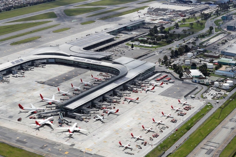 Aeroporto Internacional El Dorado, em Bogotá, na Colômbia. Foto de 2021. — Foto: EFE, CC BY-SA 4.0, via Wikimedia Commons
