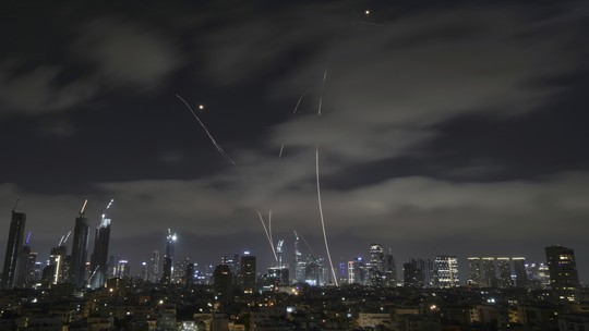 Do ataque preventivo ao risco de uma guerra total: como o conflito entre Israel e Irã escalou em 7 dias — e pode piorar 