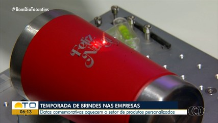 Setor de produtos personalizados cresce durante datas comemorativas de fim de ano