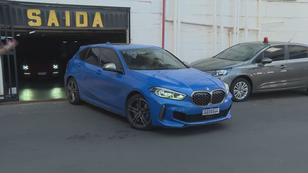 Carro apreendido com o "careca do INSS", investigado por fraude no instituto — Foto: TV Globo/Reprodução