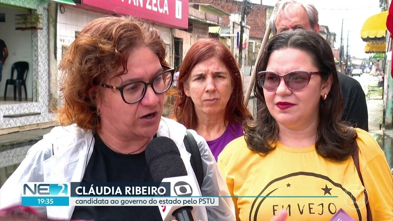 Claudia Ribeiro faz panfletagem em comunidade de Jaboatão dos ...