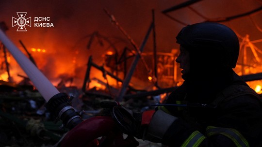 Ataque russo coloca toda a Ucrânia sob alerta e força Polônia a enviar aviões para a fronteira