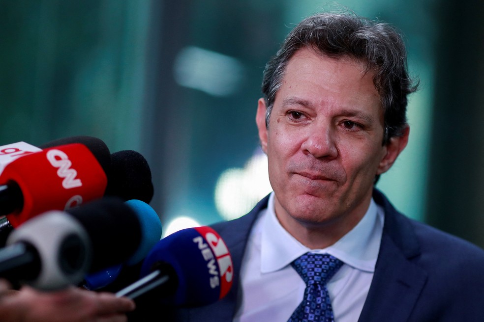 Haddad d entrevista em 3 de abril de 2024. — Foto: Ueslei Marcelino/Reuters