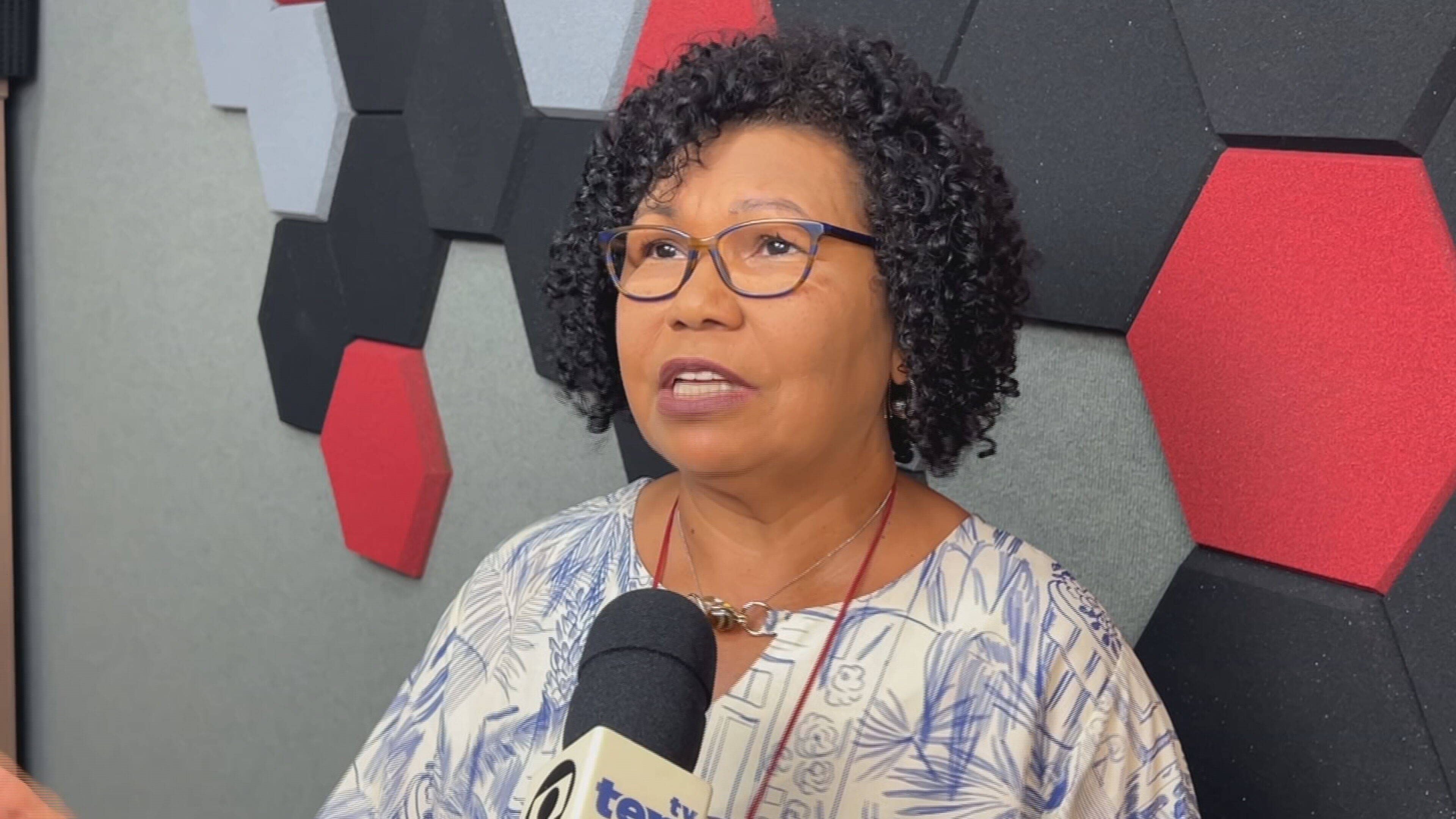 Candidata ao governo de SP, Vera Lúcia defende reestatização de empresas para combater corrupção e criação de estatal para terras raras 