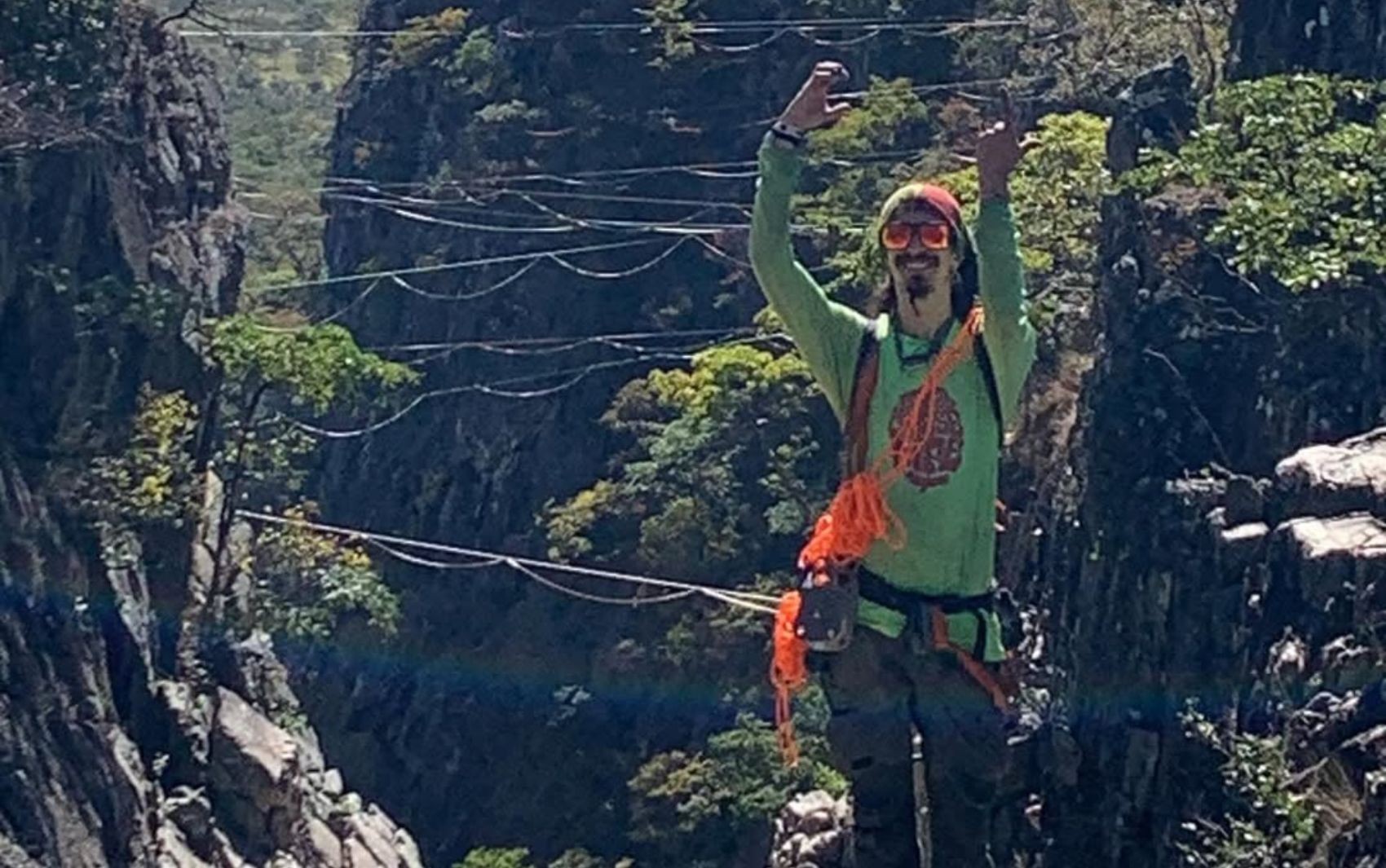 Turista morre após cair de altura de cerca de 50 metros na Chapada dos Veadeiros