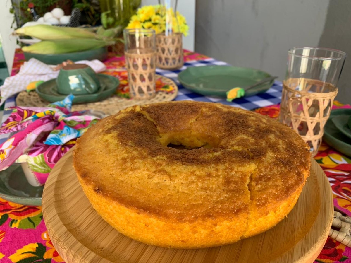 Aprenda a receita de bolo de milho para curtir o São João, Tocantins