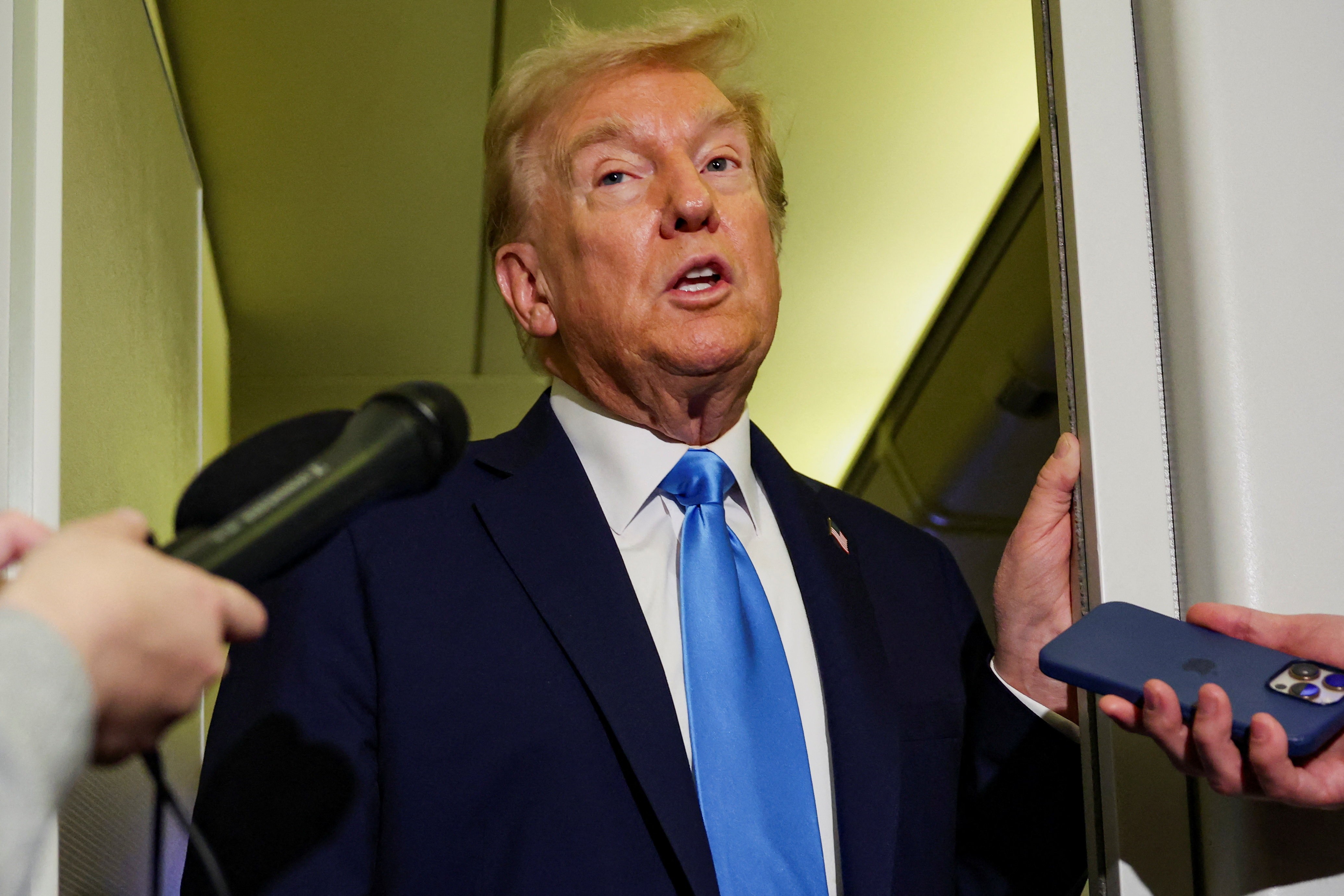 Trump determina retomada de testes com armas nucleares