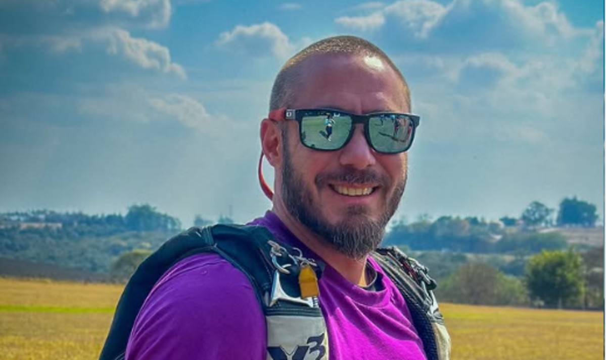 Filho do desembargador Ivan Sartori morre em acidente durante salto de paraquedas