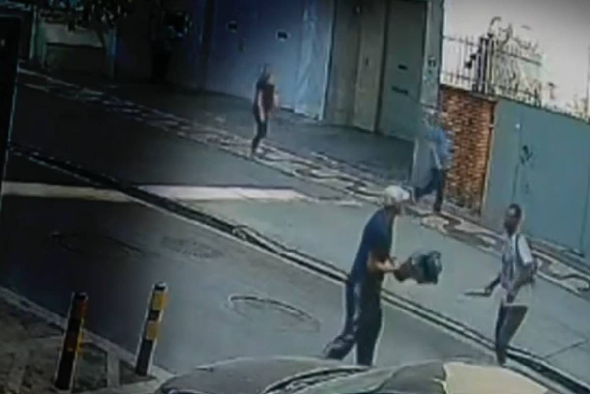 Homem é morto após ser esfaqueado no Centro de BH; vídeo mostra briga