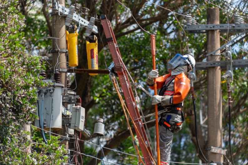 Enel registra 13,2 km de cabos furtados no RJ, o equivalente à extensão da Ponte Rio-Niterói