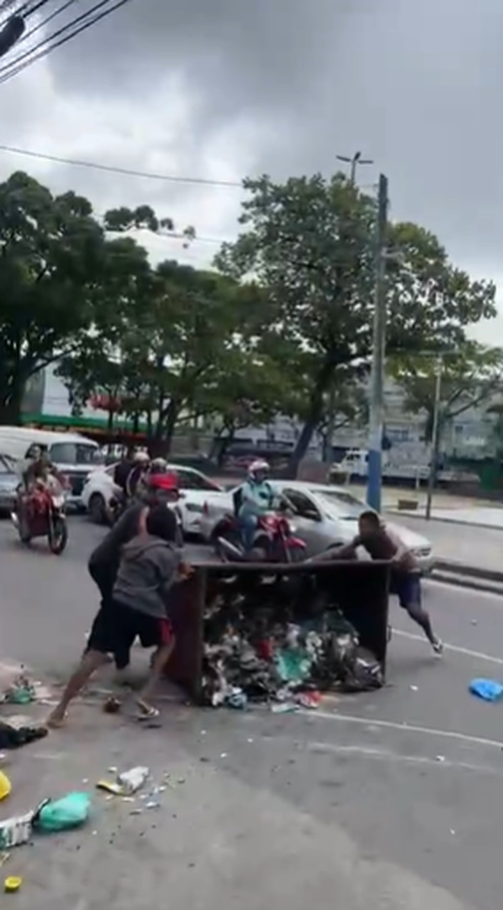 Manifestação na Cidade de Deus — Foto: Reprodução