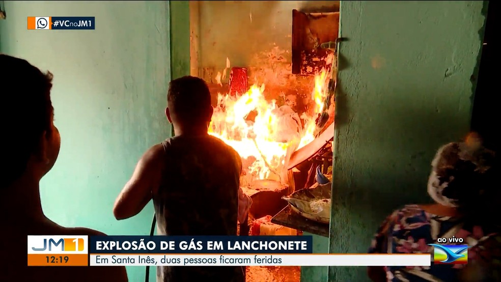 Lanchonete pegou fogo após um vazamento de gás, em Santa Inês — Foto: Reprodução/TV Mirante