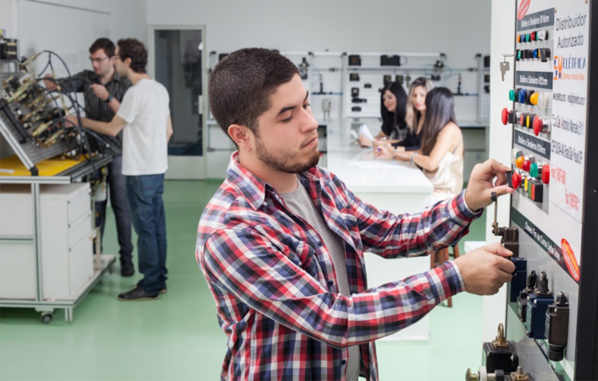 Inscrições abertas para novos cursos técnicos EAD pela Universidade