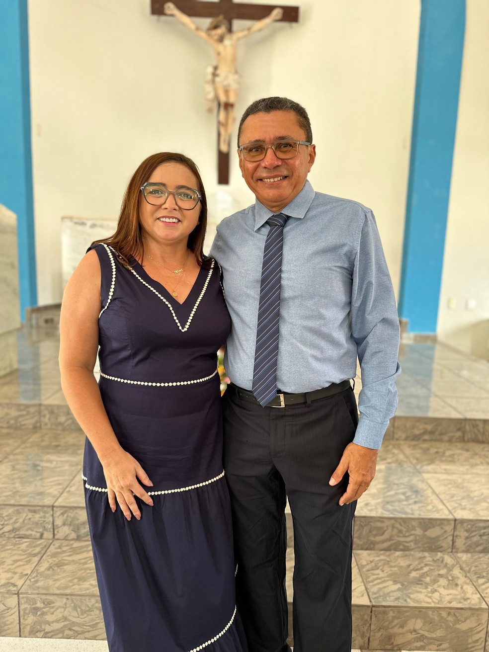 Professora Nira e Evanio Pedro voltaram ao cargo &mdash; Foto: Divulga&ccedil;&atilde;o