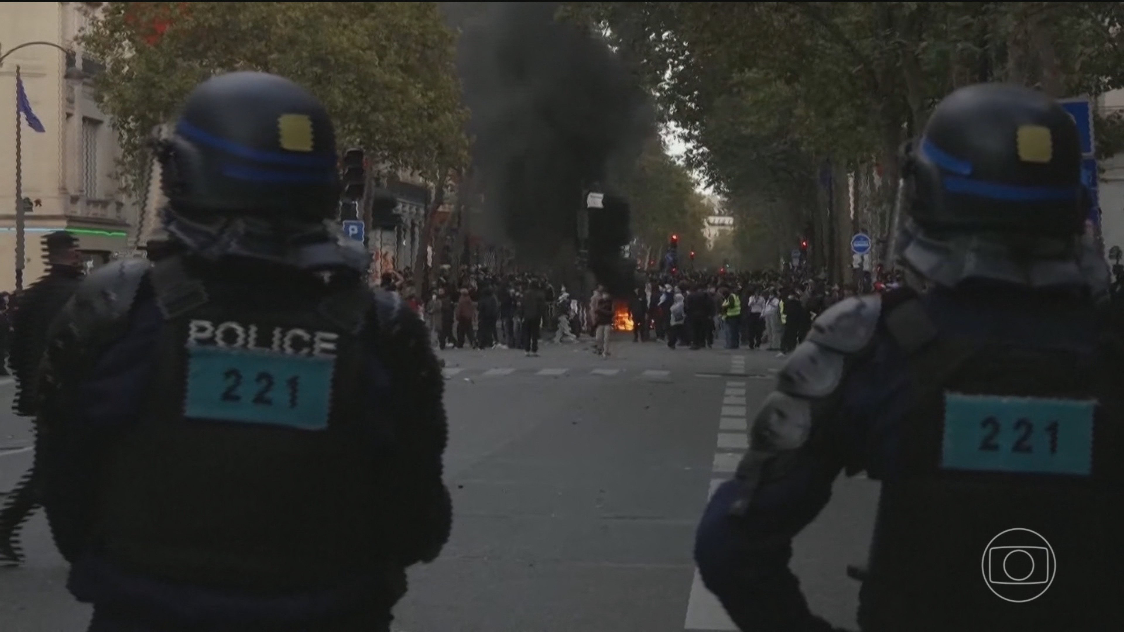França vai mobilizar polícia antiterrorismo para conter novos protestos