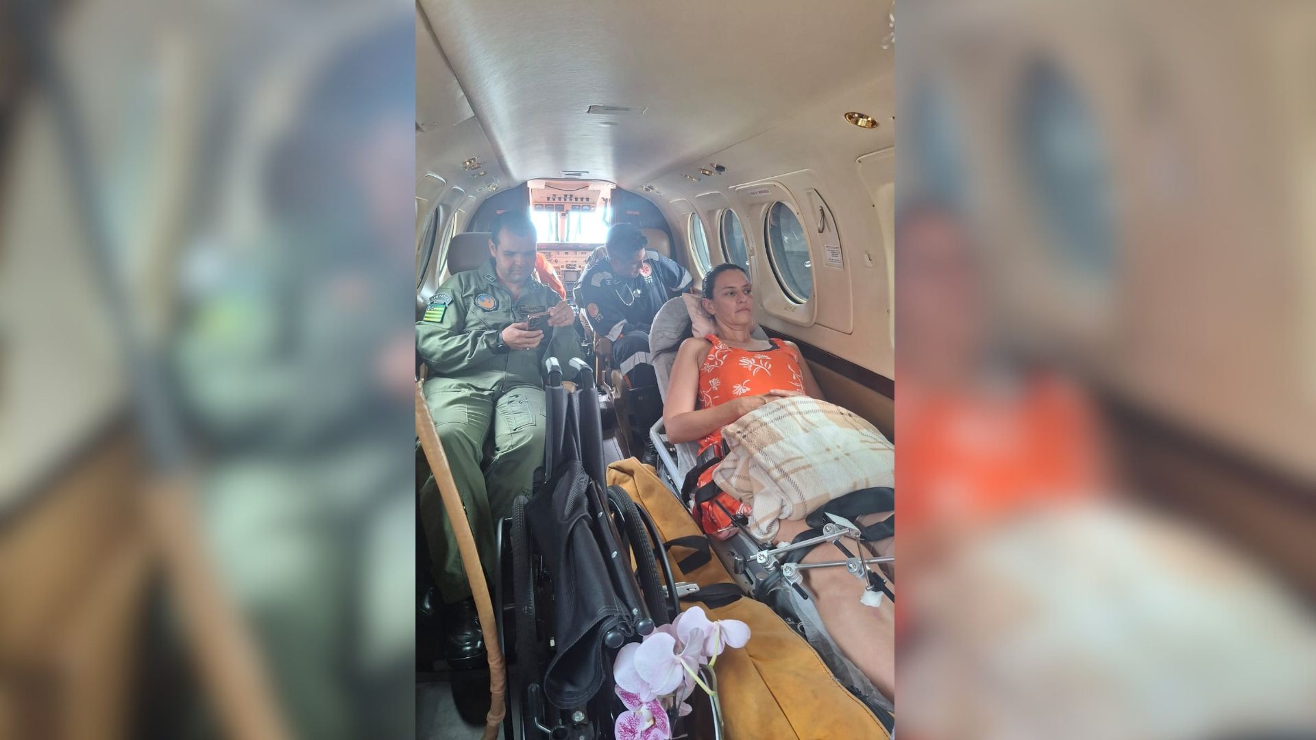 PM atropelada durante abordagem é levada de avião pelos bombeiros para casa; vídeo