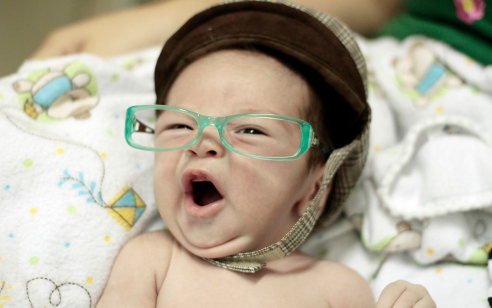 Bebês são fotografados em seus primeiros dias de vida  — Foto: Val Fernandes/ Arquivo pessoal