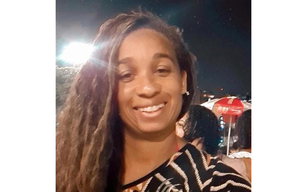 Mulher é morta a facadas dentro de casa em Nova Friburgo
