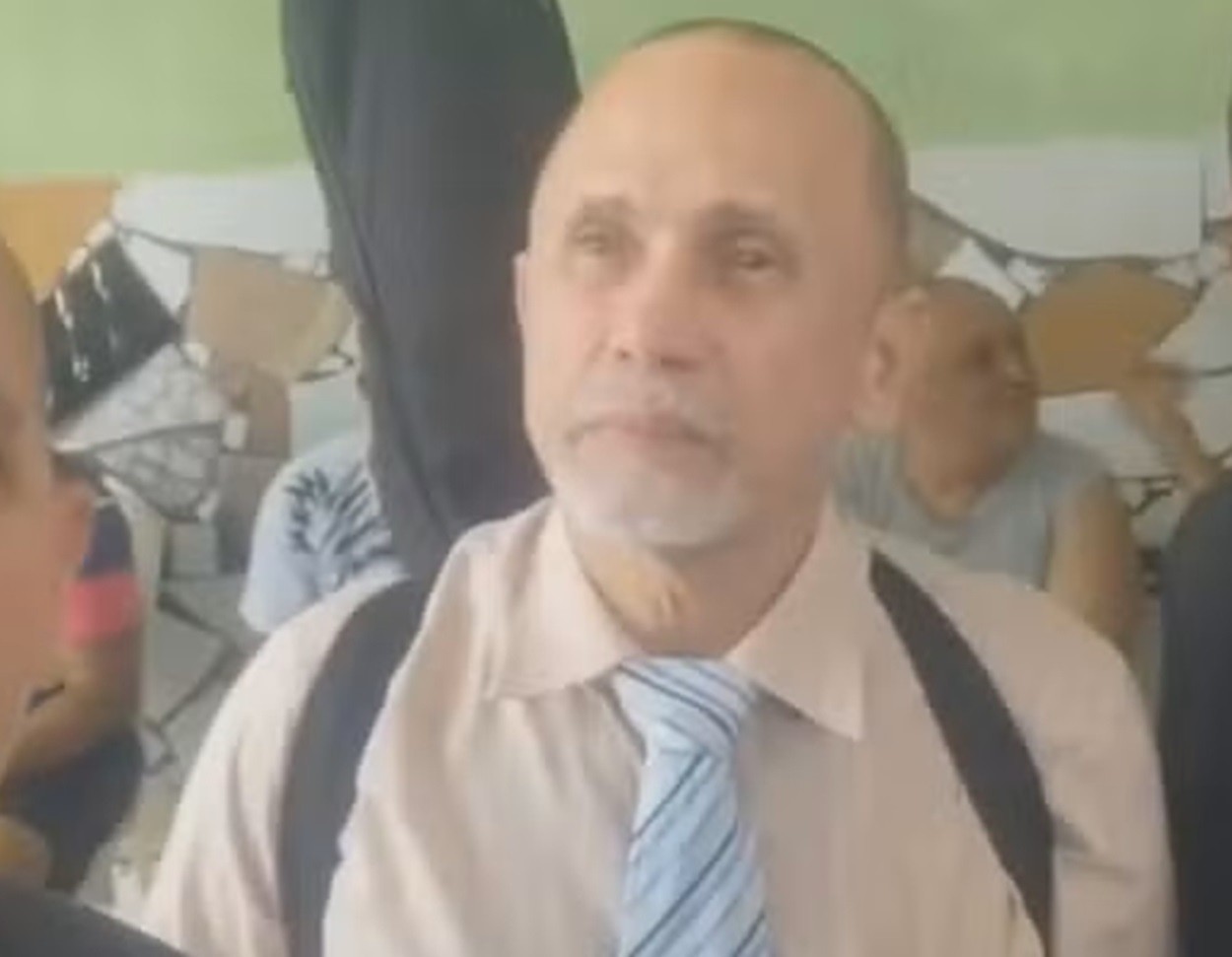 Condenado no caso dos 'Canibais de Garanhuns' vira pastor e aparece fazendo pregação em presídio; VÍDEO