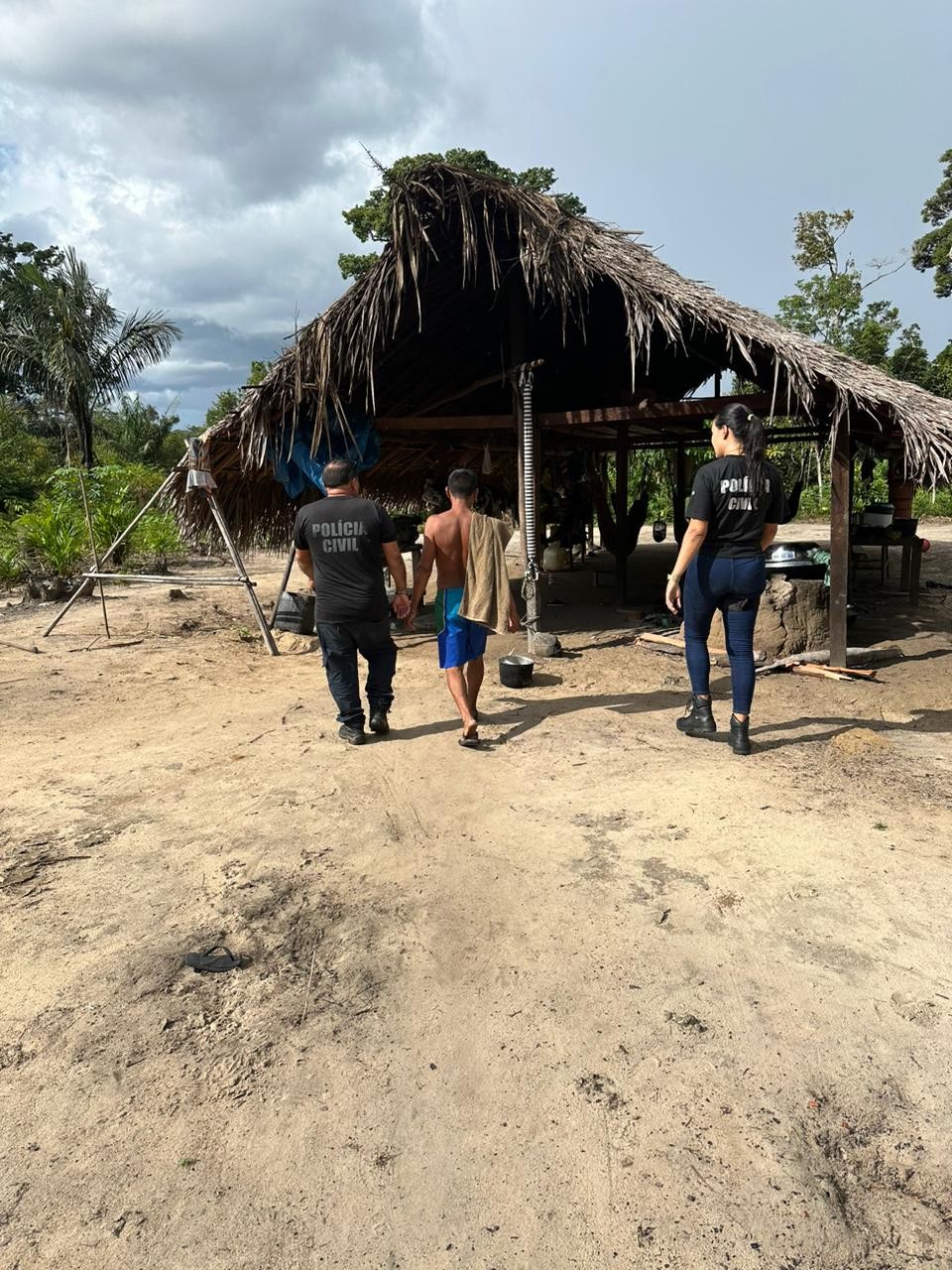 Homem é preso após agredir criança indígena no interior do Amazonas 