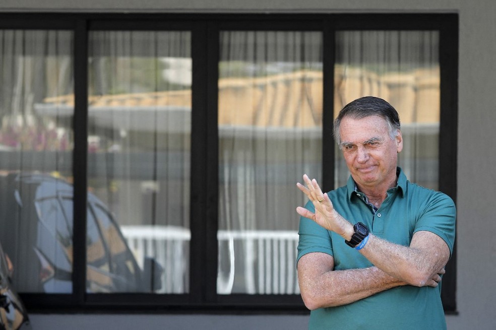 Jair Bolsonaro em prisão domiciliar em Brasília — Foto: Sergio Lima / AFP