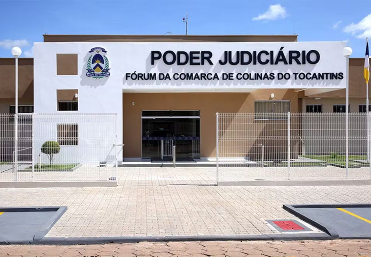 Homem é condenado a 24 anos de prisão por matar irmão enquanto ele dormia