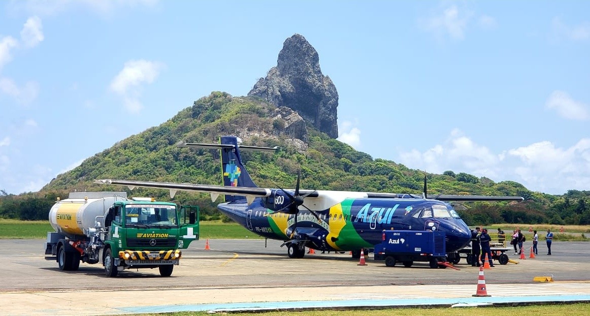 Moradores e empresários de Fernando de Noronha lamentam suspensão de voos de Natal para a ilha