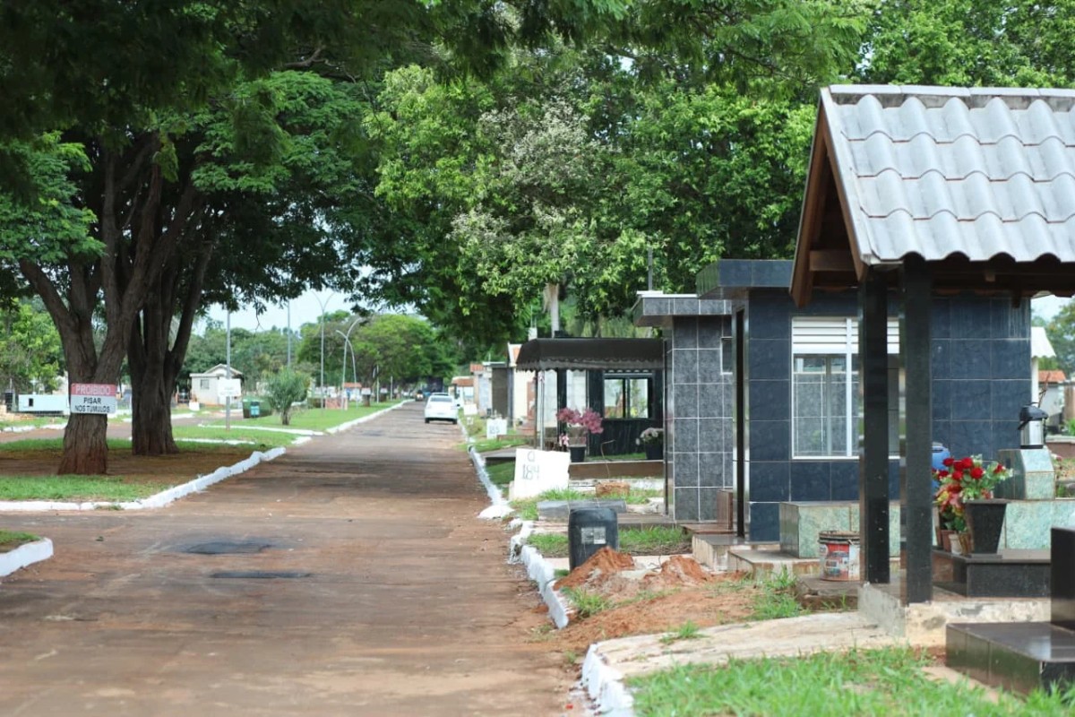 Fique por dentro: A corrida de táxi que começou em frente a um cemitério e terminou em uma história de assombração