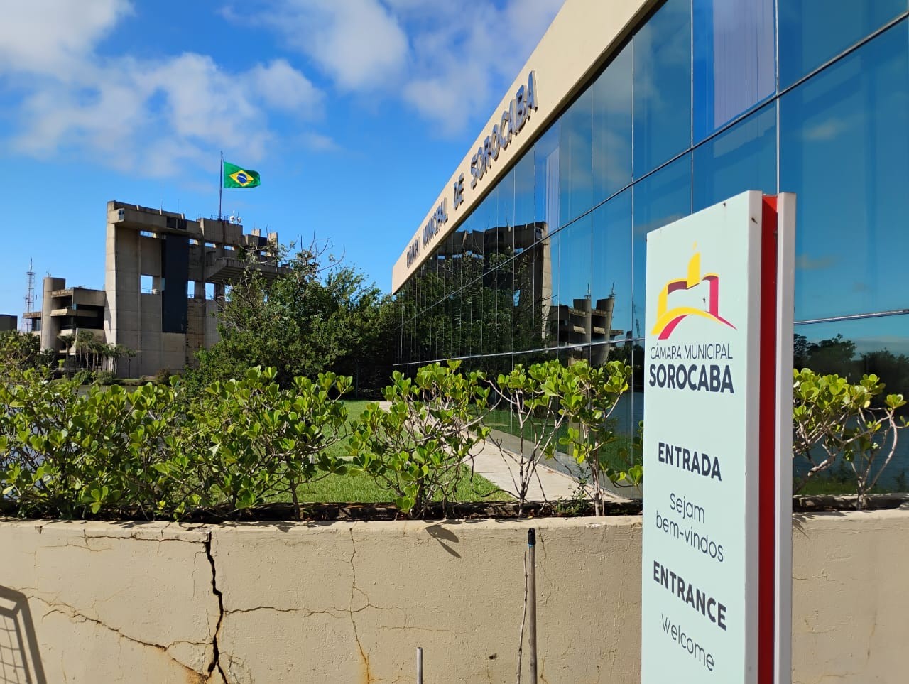 Afastamento do prefeito Rodrigo Manga faz PT, Psol e PL se unirem por CPI na saúde de Sorocaba