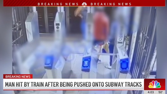 Homem  empurrado da plataforma e atingido por trem no metr de Nova York