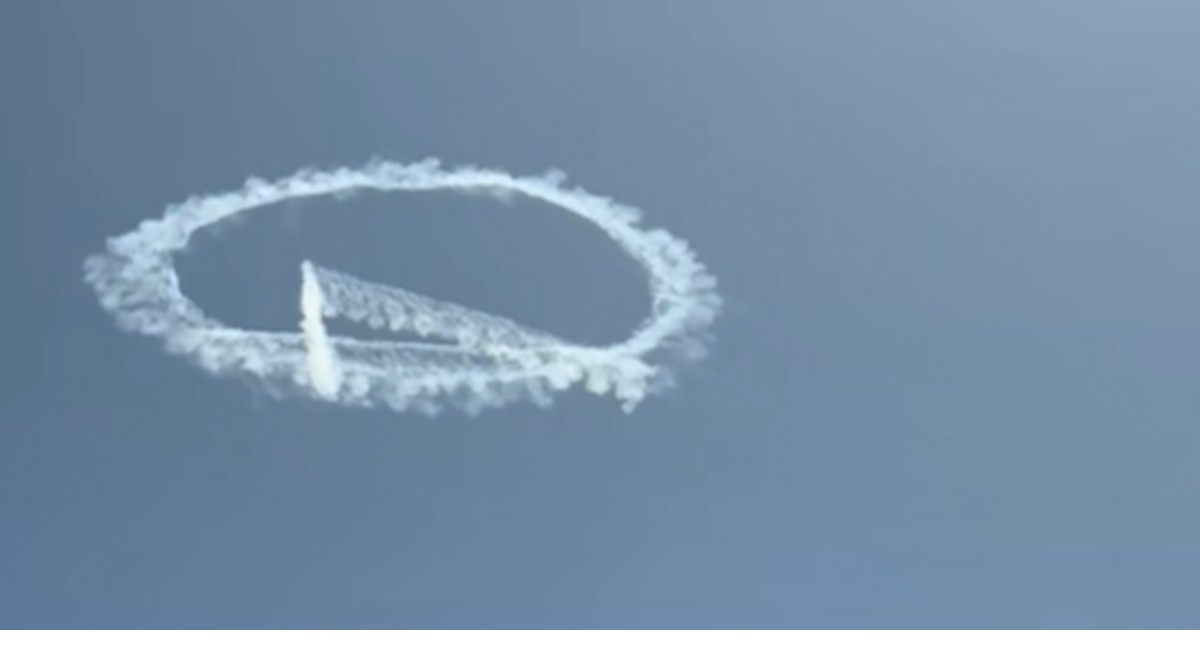 É #FAKE que nuvens circulares no céu dos EUA sejam sinal extraterrestre; trata-se de ação promocional para filme 'Quarteto Fantástico'