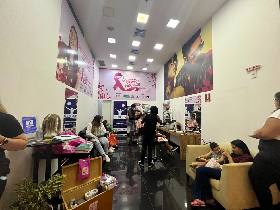 Mulheres engajadas em iniciativa durante edição anterior do ‘Bem por Elas’ — Foto: TV Integração