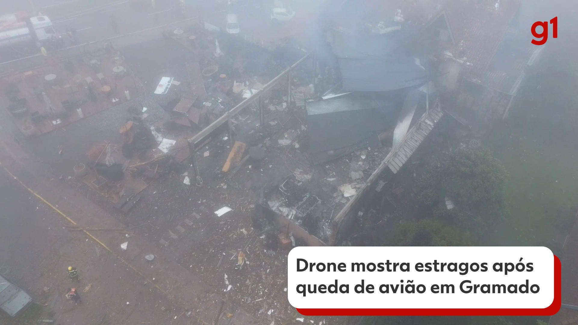 VÍDEOS: Avião cai em Gramado (RS)